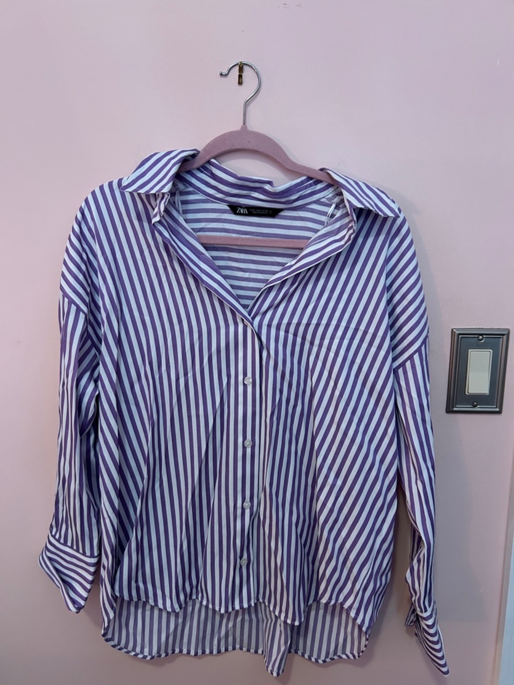 Zara Lavender and White Diagonal Stripe Button-Up Shirt